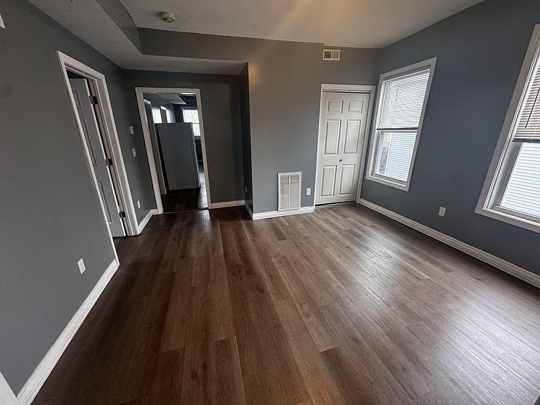 23 Bancroft St #3 — Photo 8