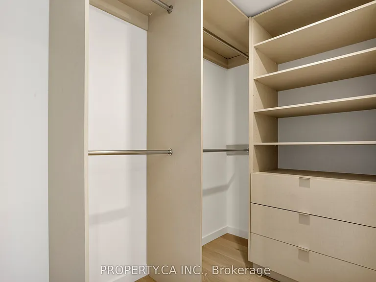 301 Keele St #2 — Photo 26
