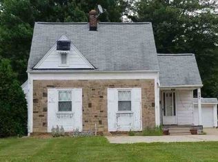 821 E 250th St, Euclid, OH 44132