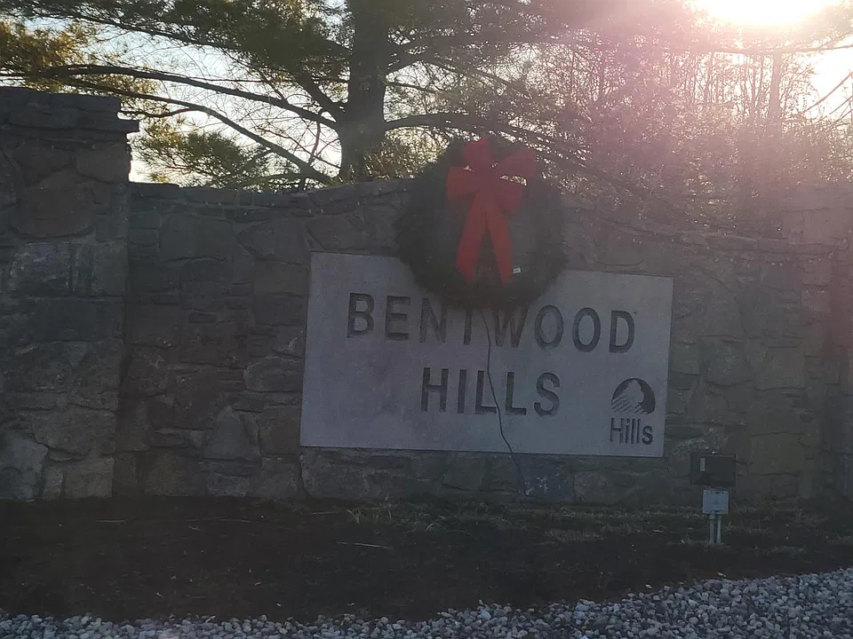 30 Creekwood Dr #4