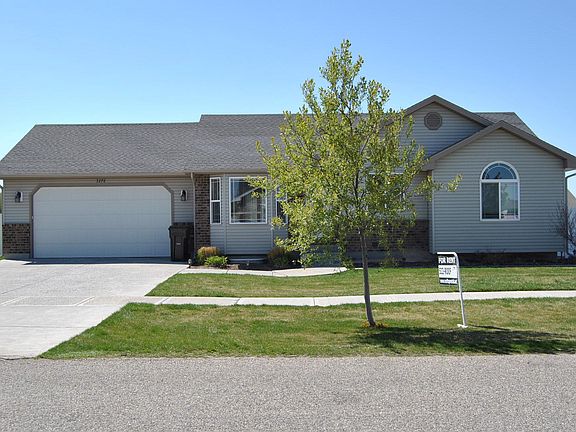 3rd image of 3276 E Skyview Dr