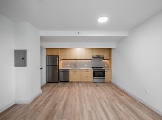 44-14 Douglaston Pkwy #3D, Little Neck, NY 11363