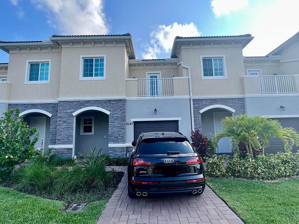1st image of 6247 SE Portofino Circle