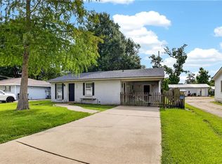 250 Eighth Street Dr, Ponchatoula, LA 70454
