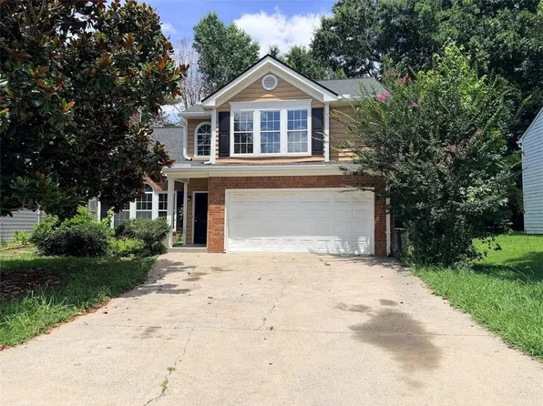 2095 Glynmoore Dr, Lawrenceville, GA 30043