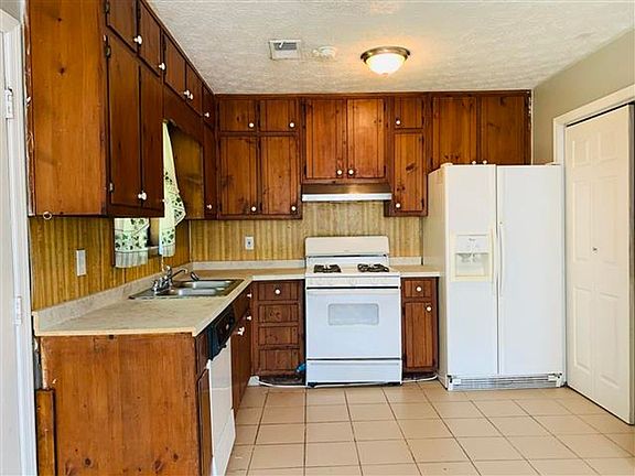 4th image of 9132 Bent Pine Ct NE #9134