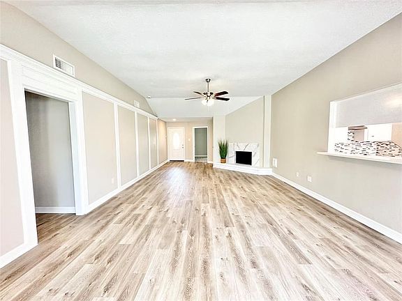 3rd image of 22715 Garden Canyon Dr