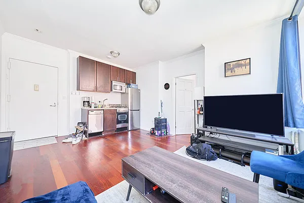 Rented by Living New York | media 7