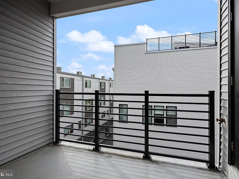 2150 Northbank Pl #143 — Photo 26
