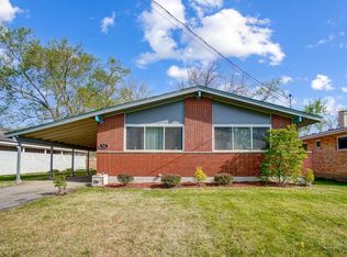 958 Vacationland Dr, Cincinnati, OH 45231