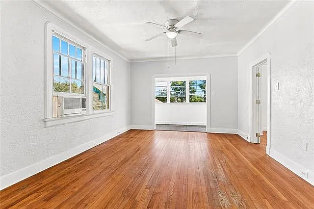 2 bed, 1.0 bath, 1360 sqft, $1,600 — Photo 3