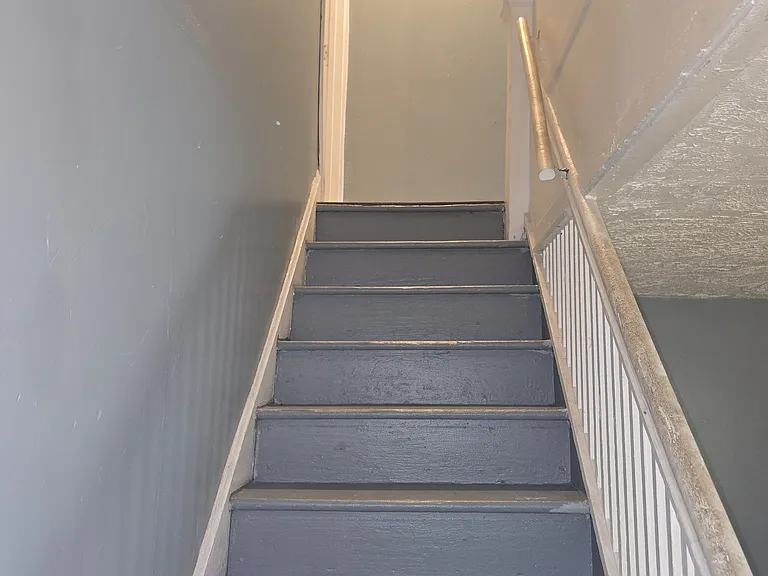 29 E Raymond St #29 — Photo 3