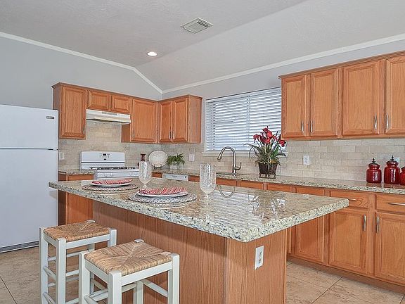 4th image of 21611 Canyon Terrace Ln