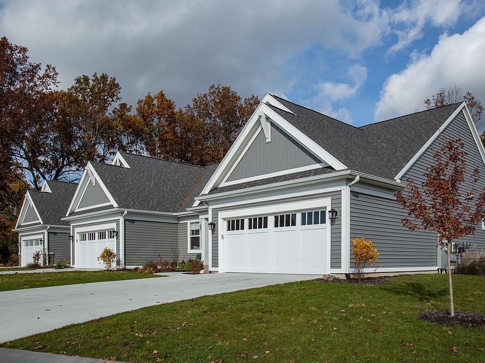 Sample exterior of the Clover floor plan