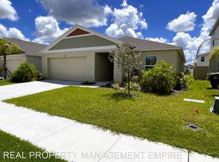 5642 Arlington River Dr, Lakeland, FL 33811