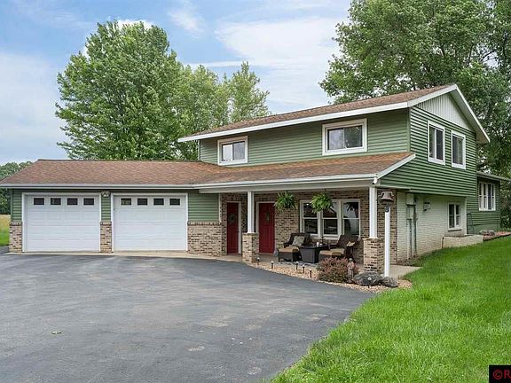 3rd image of 306 Doppy Ln