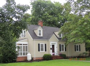 504 1st Ave, Farmville, VA 23901