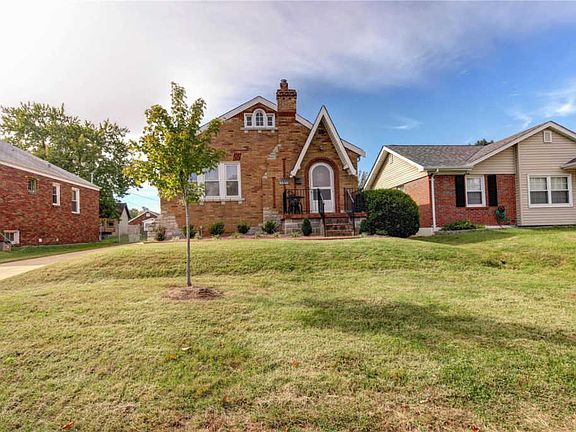2nd image of 9327 Althea Ave