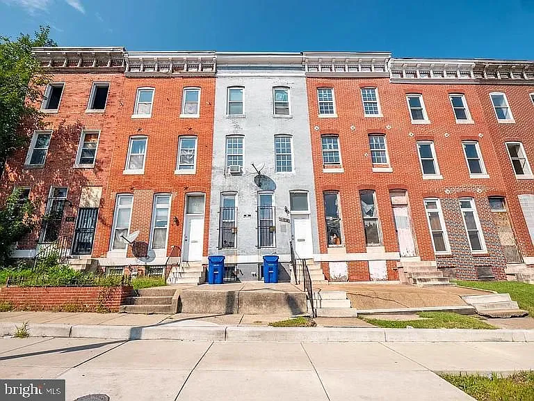 1 bed, 1.0 bath, 525 sqft, $995 — Photo 1