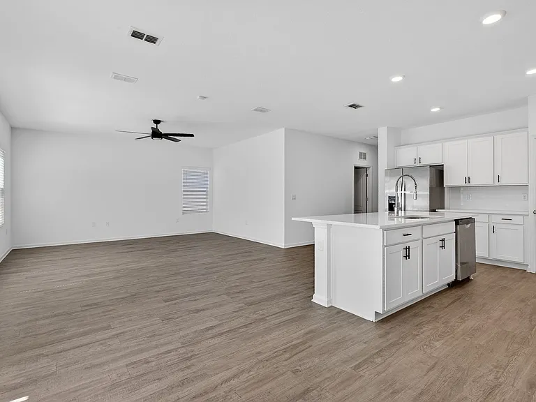 2283 Shady Breeze Ln — Photo 19