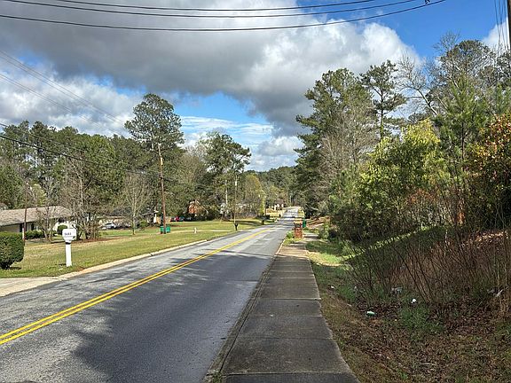 4th image of 5597 Salem Rd