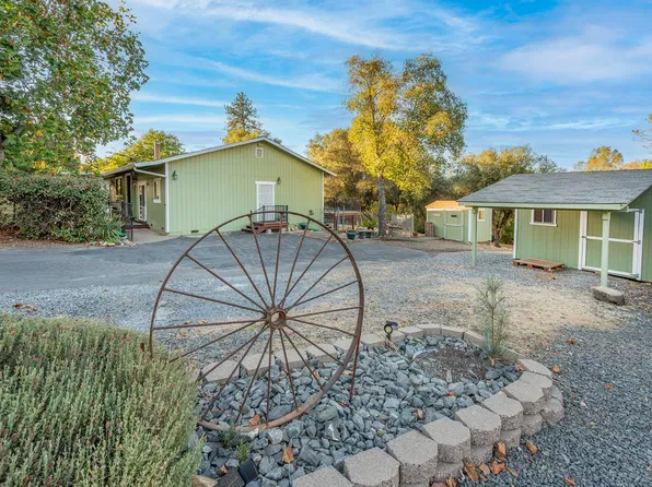 1875 Pear Blossom Ln, Placerville, CA 95667