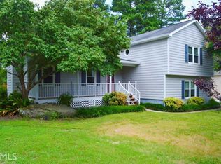 1135 Briarwood Cv, Lawrenceville, GA 30046