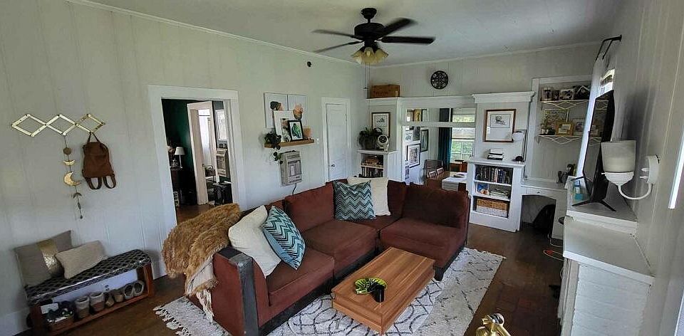 1st image of 408 W Taft St #1/2
