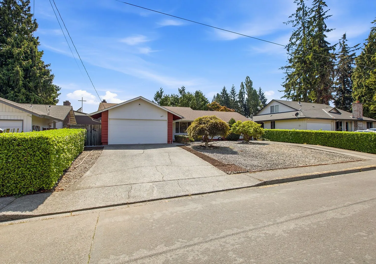Cozy Renton Highland 3 Bedroom Rambler Low-Maintenance Living! — Photo 1