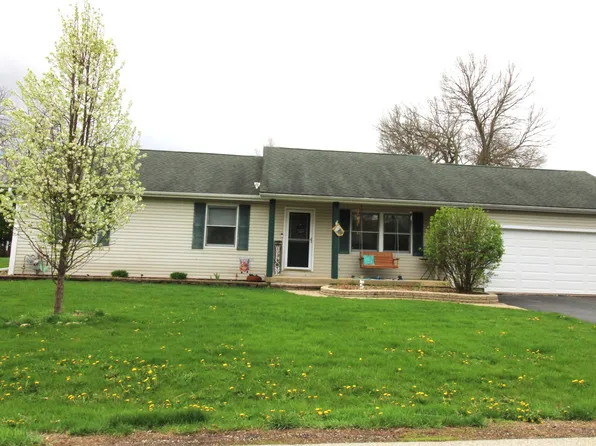 2019 Parker St, McHenry, IL 60050