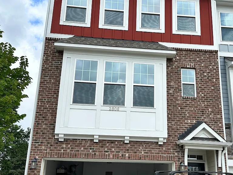 2806 Saltaire Ave #2806 — Photo 1