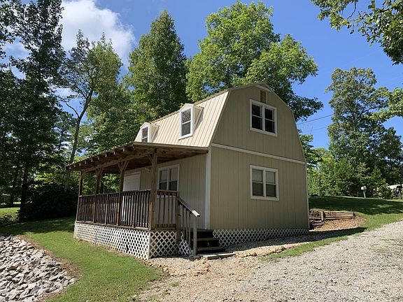 5th image of 61 NE Lakewood Dr