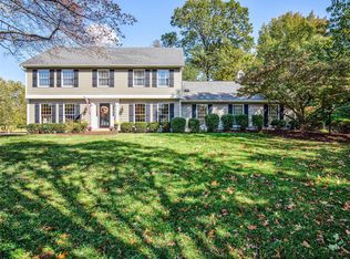 1304 Webster Forest Ct, Saint Louis, MO 63119