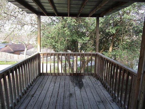 2nd image of 314 River Bend Dr