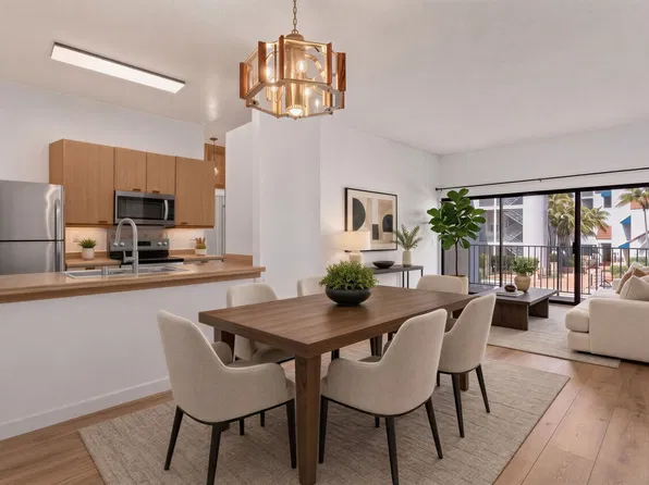 8328 Regents Rd Unit 2B, San Diego, CA 92122