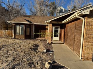 2620 Cliffside Dr, Farmington, NM 87401