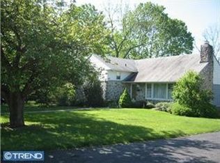 3024 Robin Ln, Havertown, PA 19083