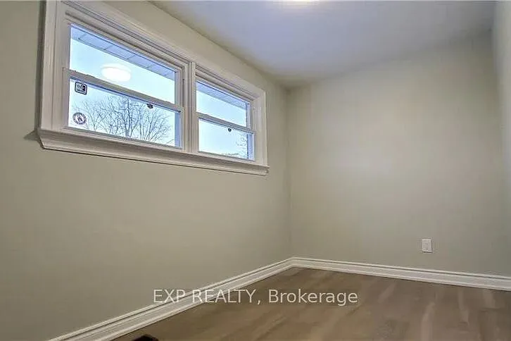 8 Hillcrest Ave — Photo 10