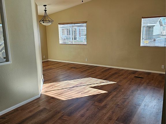 3rd image of 1545 E El Rodeo Rd #102