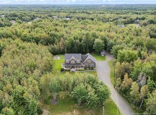 77 Daniel Dr, Moncton, NB E1H 0B2
