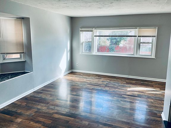 3rd image of 53 N Cannon Dr #53