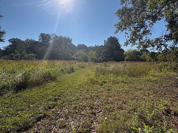 5th image of 238 Russell Hill Rd NW