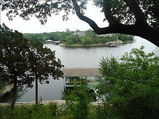 1st image of 3905 Crescent Dr