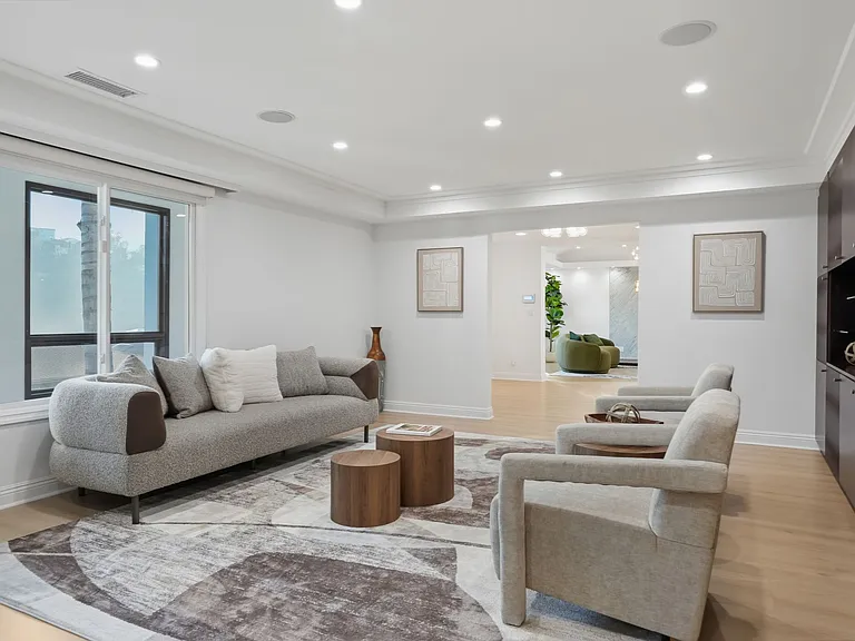 7923 Electra Dr — Photo 37