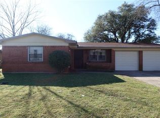 1400 Roma Ln, Fort Worth, TX 76134