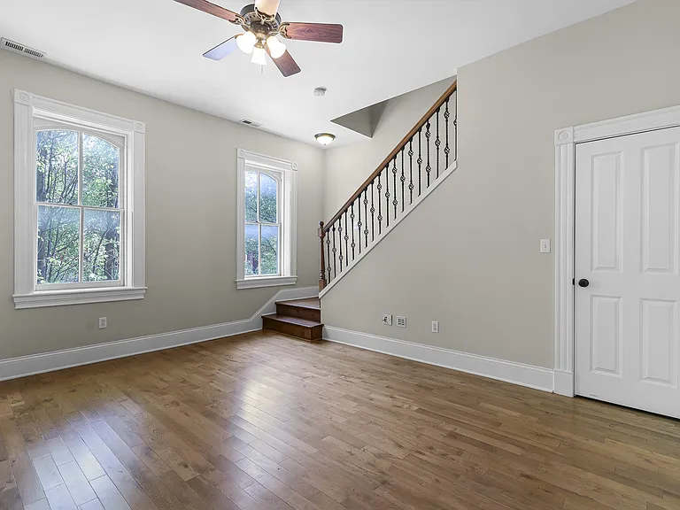 3319-3321 S 18th St #3319-C — Photo 3