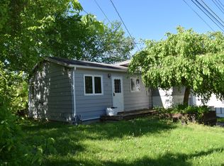 213 S 16th Ave W, Newton, IA 50208