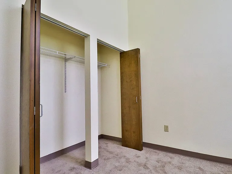 East High Apartments — Photo 6