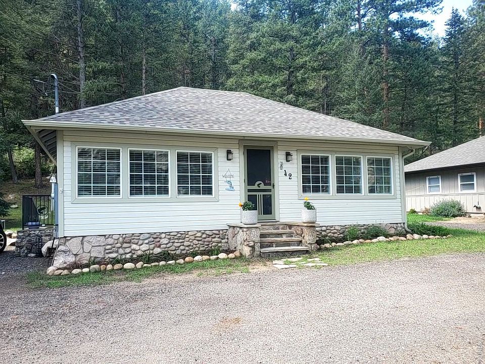 1st image of 42 Big Pine Ln