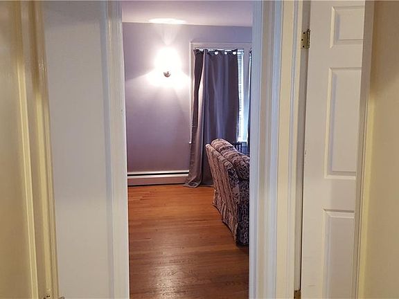 4th image of 174-178 Canfield Ave